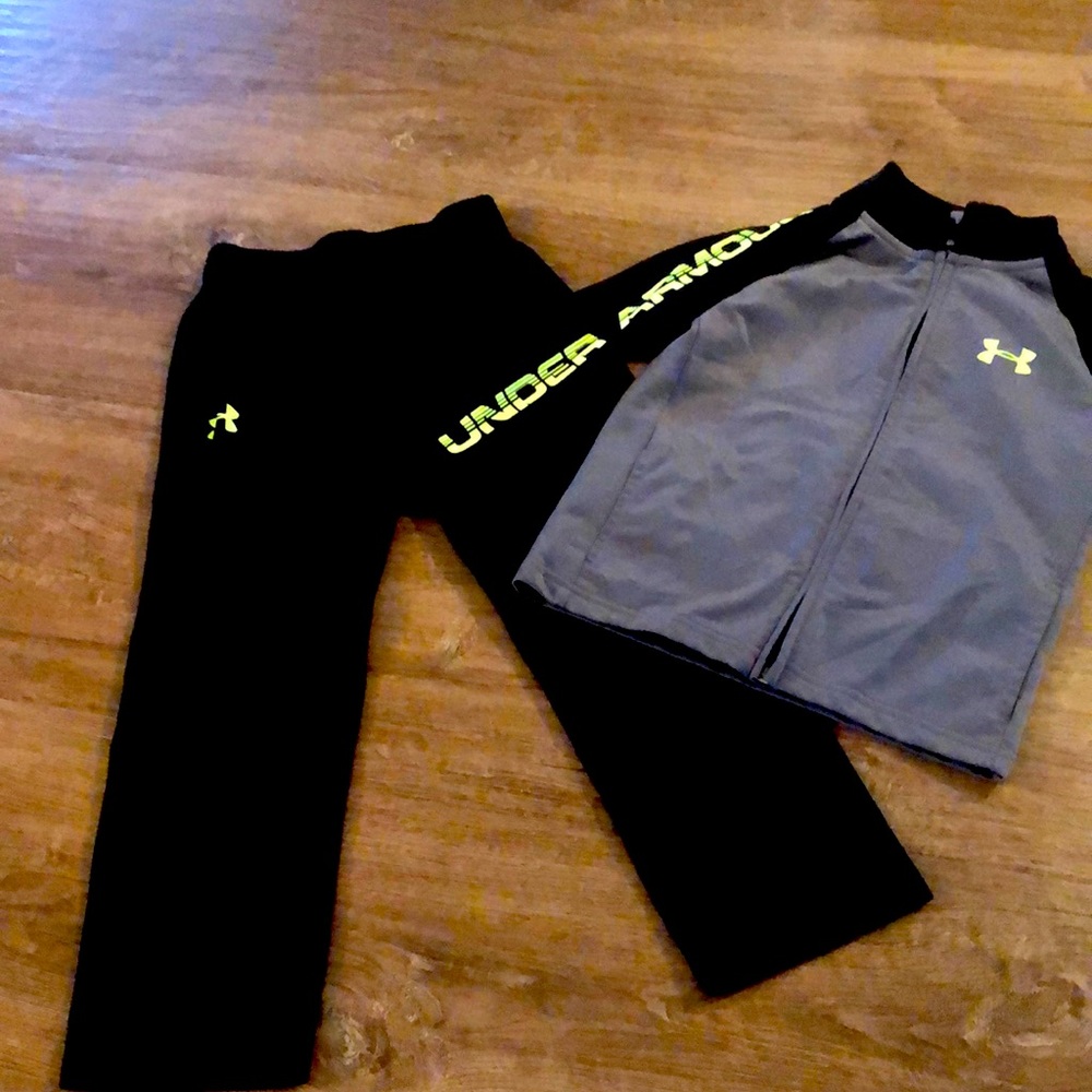 Boys under Armour outfit
